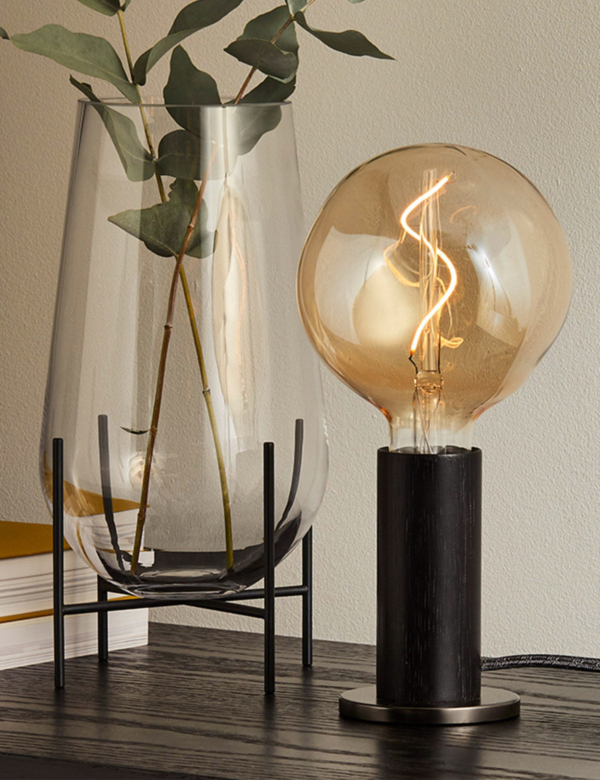 Knuckle Table Lamp with Voronoi I - Designer Table Lamp Light
