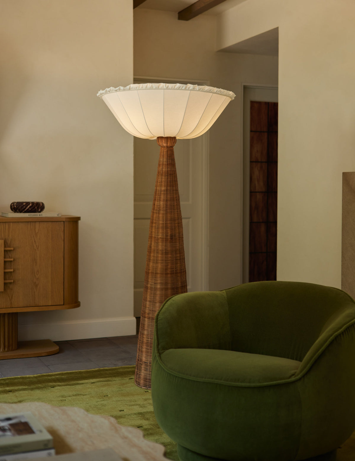 Helmi Floor Lamp - Living Room Floor Lamp for Living Rooms Light