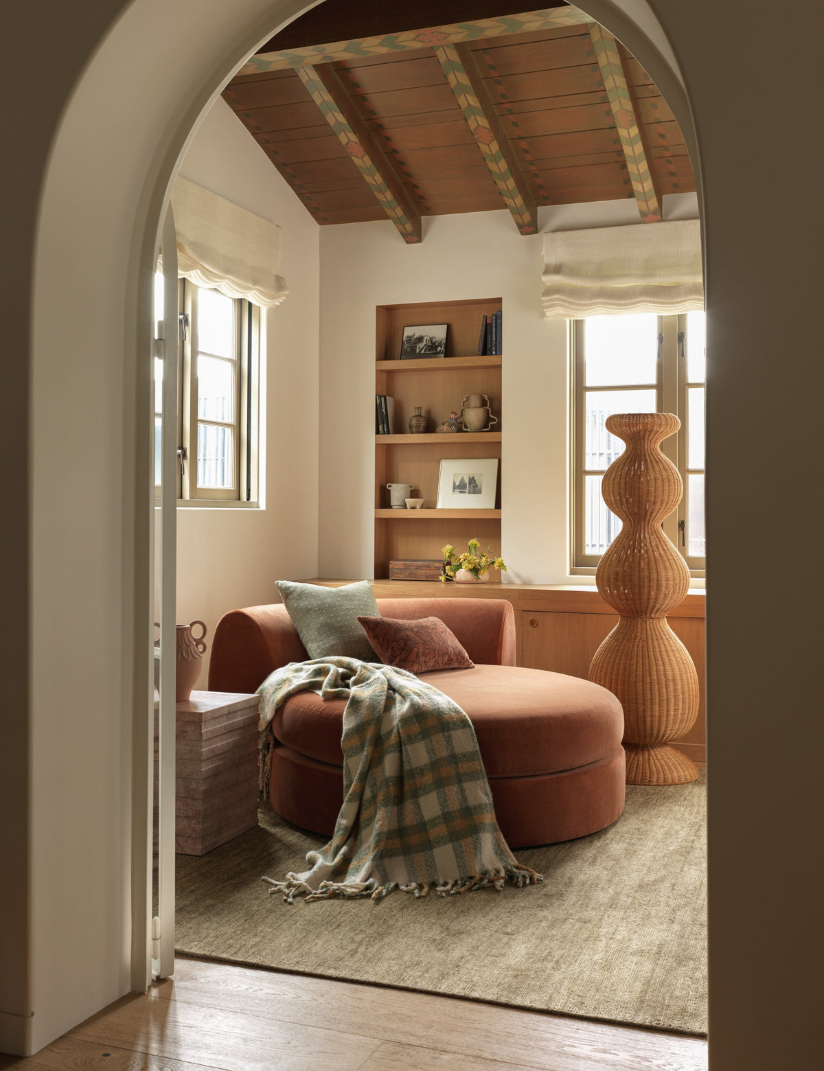 Olivera Floor Lamp - Living Room Floor Lamp for Living Rooms
